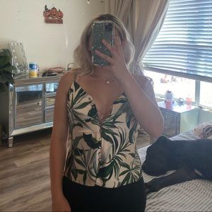 Small Victoria’s Secret Banana Leaf Top
